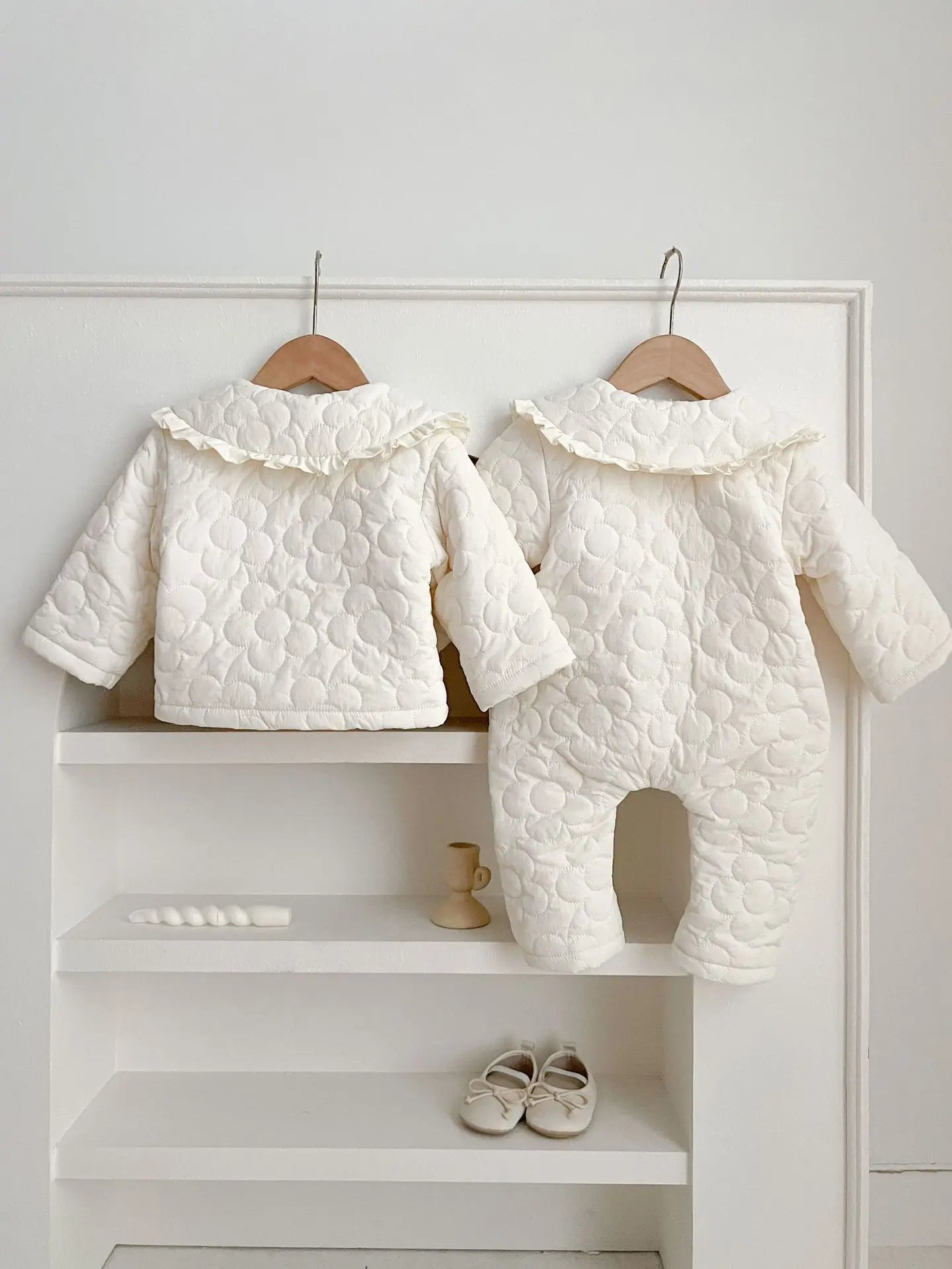 Winter New Baby Girl Warm Coat Cotton Infant Large Lapel Floral Padded Jacket Plus Velvet Thick Kids Cardigan