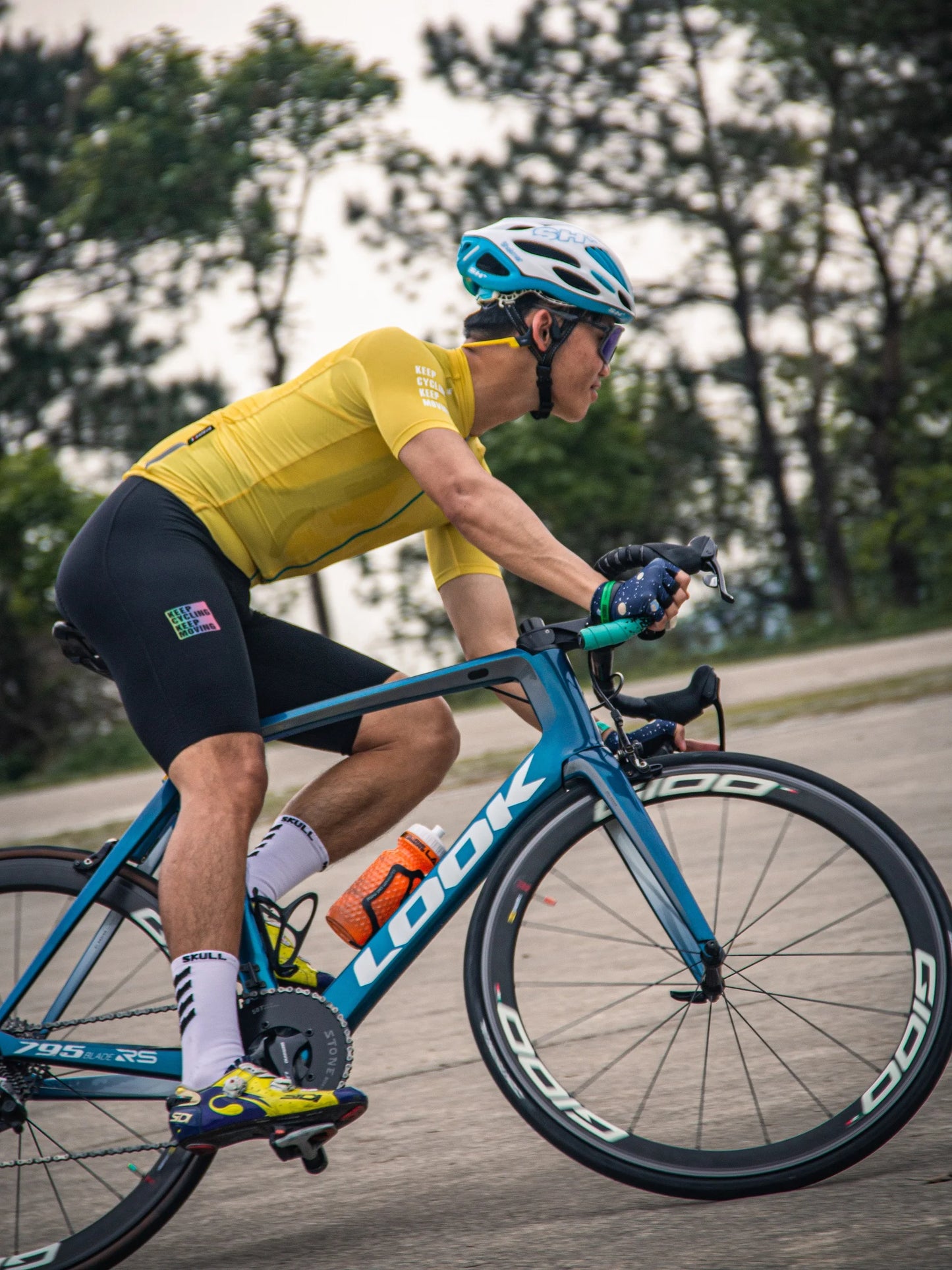 Cycling Bib Shorts Seamless, ELASTIC-INTERFACE Pad Cycling Shorts, Leg Gripper Men's Shorts